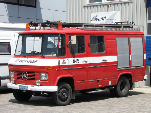 Geletterdheid Samengroeiing financieel Diversen - MB 409 TAS brandweerauto - Avanti camperbouw